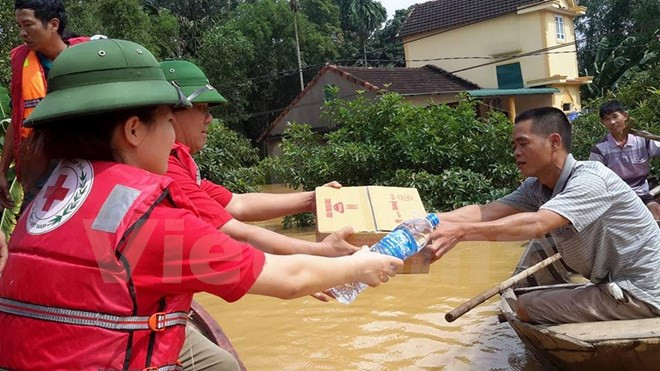Asistencia urgente para provincias vietnamitas afectadas por inundaciones ảnh 1 Asistencia urgente para provincias vietnamitas afectadas por inundaciones ảnh 1