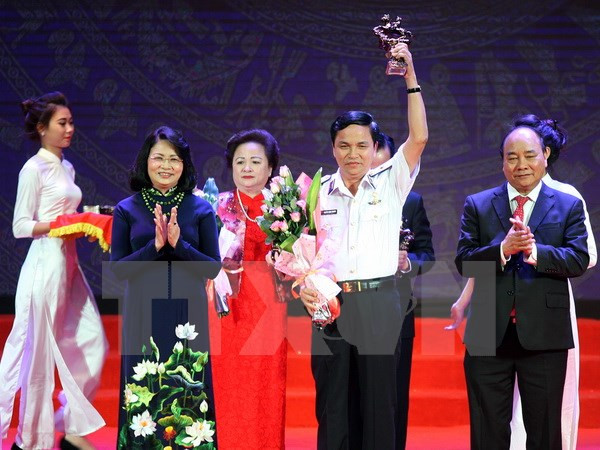 Premier de Vietnam enfatiza significado del programa de jóvenes emprendedores ảnh 1 Premier de Vietnam enfatiza significado del programa de jóvenes emprendedores ảnh 1