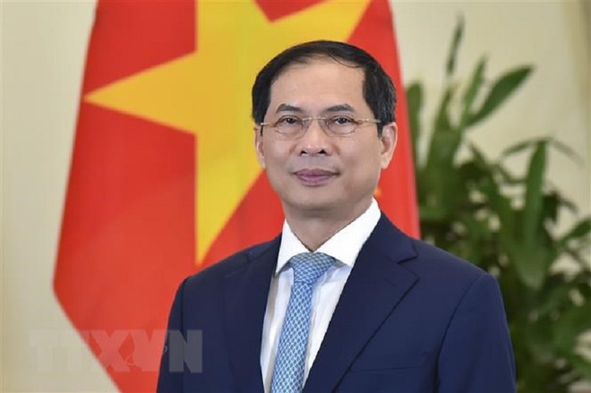 Resaltan significado de viaje del canciller vietnamita a Francia ảnh 1 Resaltan significado de viaje del canciller vietnamita a Francia ảnh 1