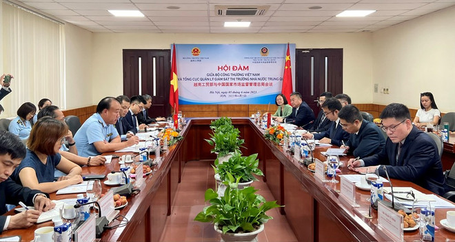 Vietnam y China intercambian experiencias de gestión del mercado ảnh 1 Vietnam y China intercambian experiencias de gestión del mercado ảnh 1