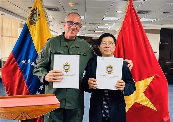 Impulsan cooperación educativa entre Vietnam y Venezuela ảnh 1