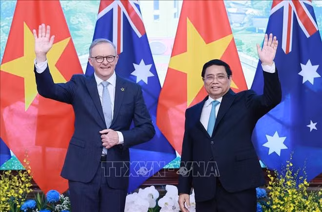 Premier australiano concluye su visita oficial a Vietnam ảnh 1