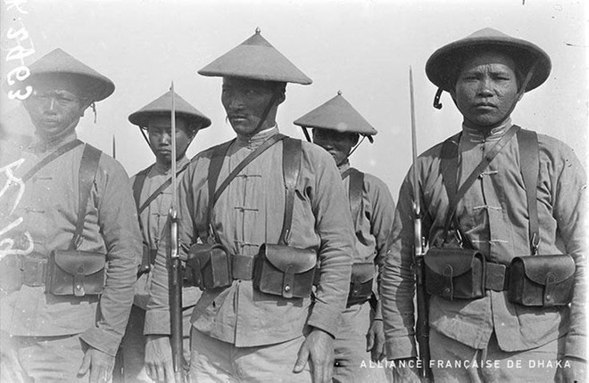 Exponen fotográfica en Francia sobre obreros indochinos durante guerras mundiales ảnh 1 Exponen fotográfica en Francia sobre obreros indochinos durante guerras mundiales ảnh 1