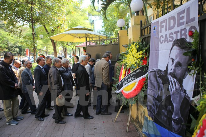 Vietnam despide a Fidel con un ¡Hasta siempre, amigo! ảnh 3 Vietnam despide a Fidel con un ¡Hasta siempre, amigo! ảnh 3