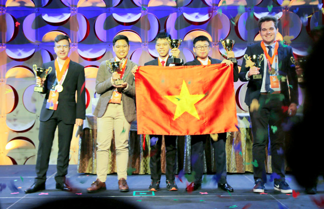 Vietnam gana cuatro medallas en Campeonato Mundial de Informática de Oficina ảnh 1