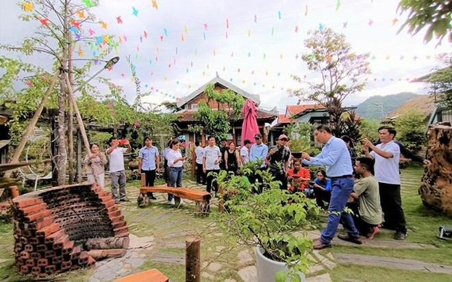 Capacitan a miembros de minorías étnicas de Vietnam sobre conservación forestal sostenible ảnh 1 Capacitan a miembros de minorías étnicas de Vietnam sobre conservación forestal sostenible ảnh 1