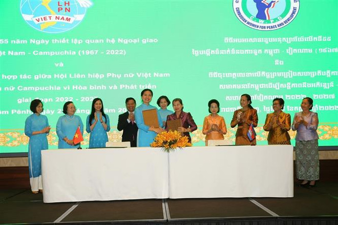 Vietnam y Camboya cooperan por el progreso y la igualdad de las mujeres ảnh 1 Vietnam y Camboya cooperan por el progreso y la igualdad de las mujeres ảnh 1