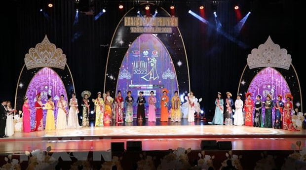 Concurso de belleza resalta traje tradicional de Vietnam en Europea ảnh 1 Concurso de belleza resalta traje tradicional de Vietnam en Europea ảnh 1