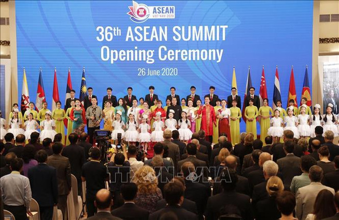 27 años de adhesión de Vietnam a ASEAN: Ratifica papel central en la región ảnh 1 27 años de adhesión de Vietnam a ASEAN: Ratifica papel central en la región ảnh 1