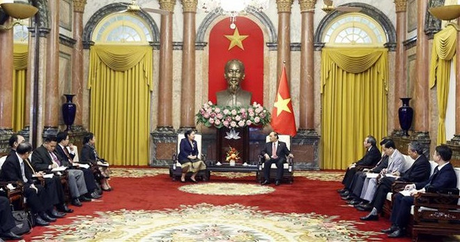 Presidente de Vietnam recibe a dirigente partidista de Laos ảnh 2 Presidente de Vietnam recibe a dirigente partidista de Laos ảnh 2