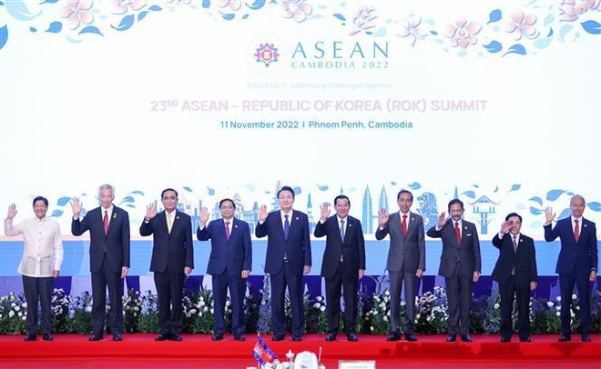 Primer ministro de Vietnam asiste a las reuniones de ASEAN con socios ảnh 2 Primer ministro de Vietnam asiste a las reuniones de ASEAN con socios ảnh 2