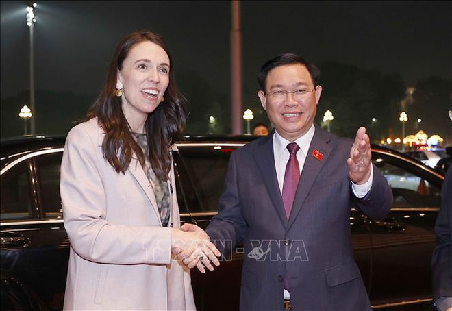 Presidente del Parlamento vietnamita se reúne con primera ministra neozelandesa ảnh 1 Presidente del Parlamento vietnamita se reúne con primera ministra neozelandesa ảnh 1