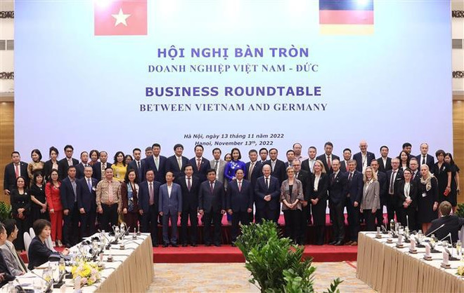 Canciller de Alemania concluye su visita oficial a Vietnam ảnh 1 Canciller de Alemania concluye su visita oficial a Vietnam ảnh 1