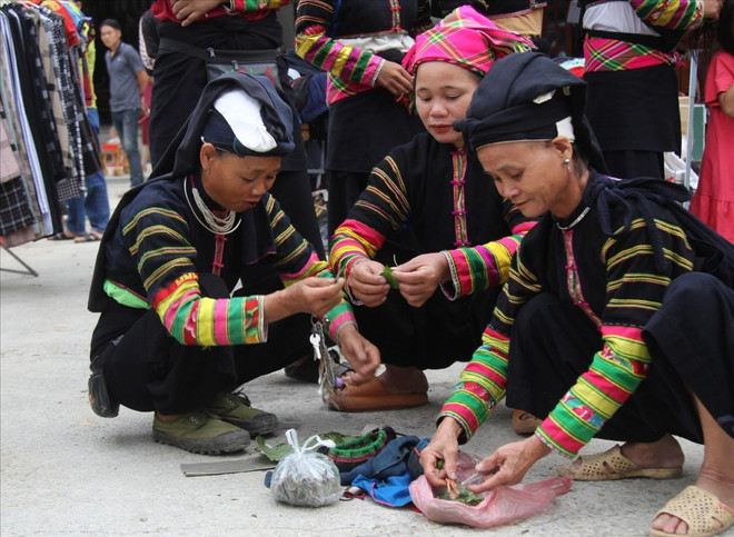 Colores culturales del mercado de Bao Lac en Cao Bang ảnh 3 Colores culturales del mercado de Bao Lac en Cao Bang ảnh 3