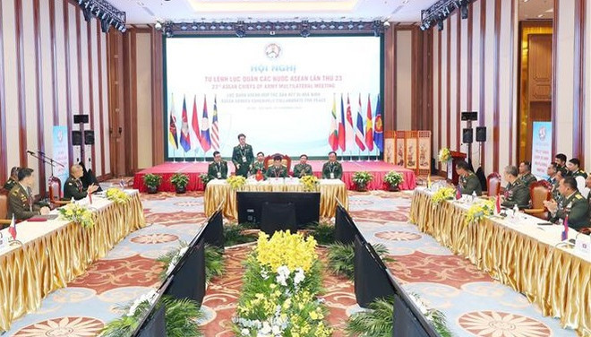 Alaban cooperación entre fuerzas armadas de países miembros de ASEAN ảnh 2 Alaban cooperación entre fuerzas armadas de países miembros de ASEAN ảnh 2