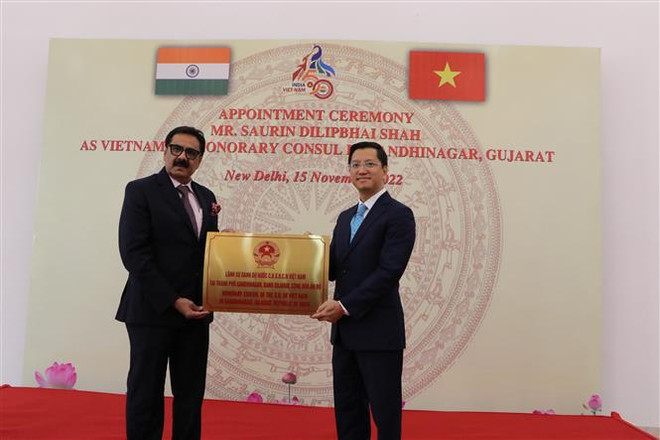 Vietnam nombra cónsul honorario en estado indio de Gujarat ảnh 2