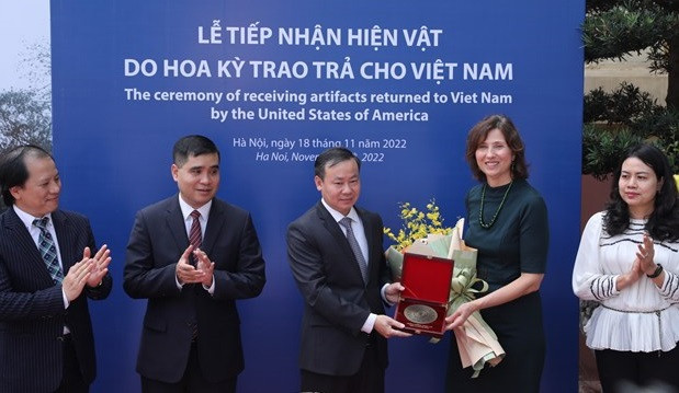 Vietnam recibe antigüedades devueltas por Estados Unidos ảnh 1 Vietnam recibe antigüedades devueltas por Estados Unidos ảnh 1