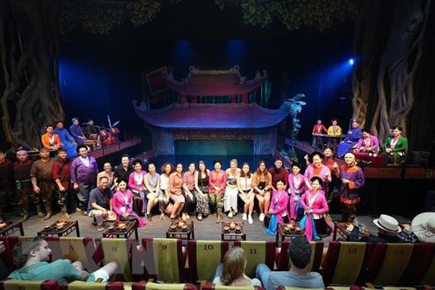 Agencias australianas de viajes exploran destinos turísticos en Hanoi ảnh 2 Agencias australianas de viajes exploran destinos turísticos en Hanoi ảnh 2