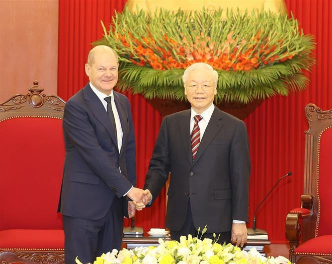 Canciller de Alemania concluye su visita oficial a Vietnam ảnh 2 Canciller de Alemania concluye su visita oficial a Vietnam ảnh 2