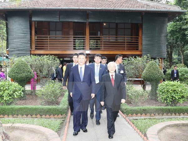 Máximo dirigente partidista y presidente de China concluye visita a Vietnam ảnh 1 Máximo dirigente partidista y presidente de China concluye visita a Vietnam ảnh 1