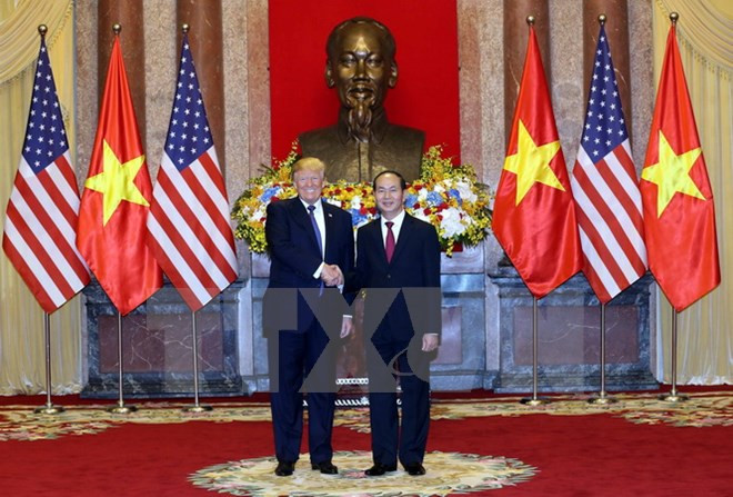 Presidente vietnamita sostiene conversaciones con su homólogo estadounidense, Donald Trump ảnh 1
