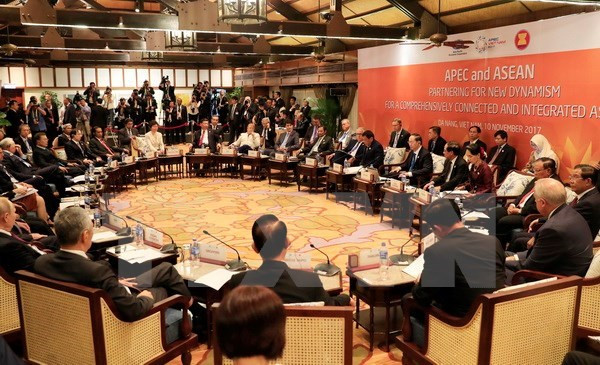 APEC 2017: Presidente vietnamita preside Diálogo APEC- ASEAN ảnh 1 APEC 2017: Presidente vietnamita preside Diálogo APEC- ASEAN ảnh 1