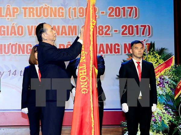 Presidente urge a Universidad de Medicina de Hanoi a intensificar cooperación internacional ảnh 1 Presidente urge a Universidad de Medicina de Hanoi a intensificar cooperación internacional ảnh 1