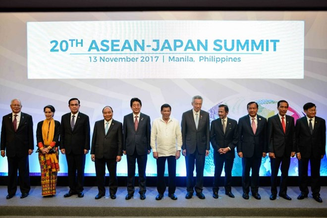 Japón exhorta a la ASEAN a promover un orden regional "libre y abierto" ảnh 1