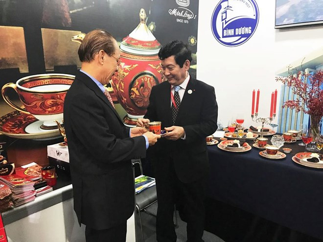 Minh Long, orgullo del arte cerámico de Vietnam, presente en Semana de alto nivel del APEC ảnh 11 Minh Long, orgullo del arte cerámico de Vietnam, presente en Semana de alto nivel del APEC ảnh 11