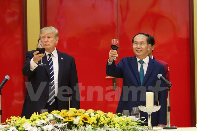 Presidente de Vietnam: Visita de Trump abre nuevo capítulo en relaciones bilaterales ảnh 1 Presidente de Vietnam: Visita de Trump abre nuevo capítulo en relaciones bilaterales ảnh 1