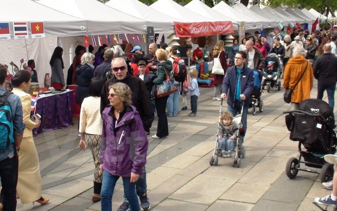 Promueven imágenes de Vietnam en festival de cultura e idioma en Noruega ảnh 1 Promueven imágenes de Vietnam en festival de cultura e idioma en Noruega ảnh 1