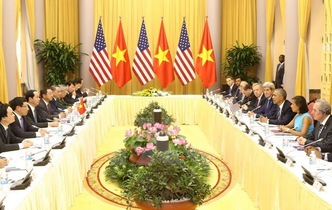 Vietnam y Estados Unidos discuten formas de impulsar relaciones bilaterales ảnh 1 Vietnam y Estados Unidos discuten formas de impulsar relaciones bilaterales ảnh 1