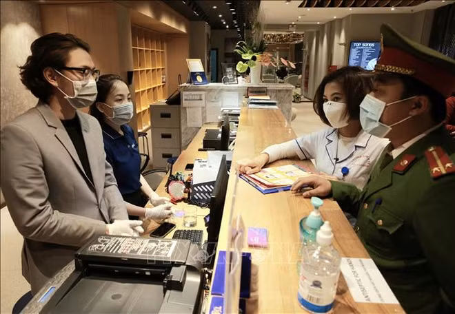 Hanoi mantiene labor preventiva para combatir el coronavirus ảnh 1