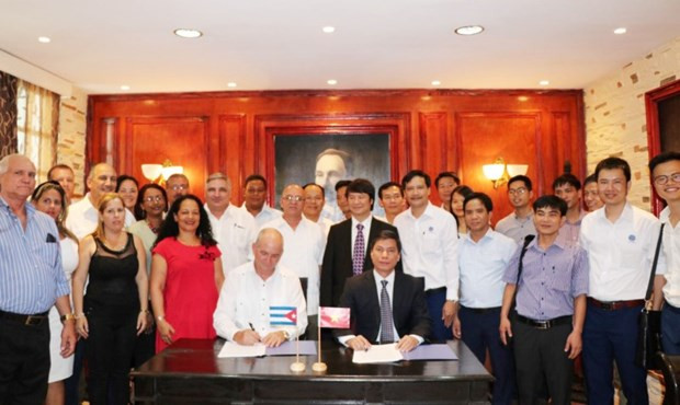 Cuba se compromete a crear condiciones favorables para inversores vietnamitas ảnh 1 Cuba se compromete a crear condiciones favorables para inversores vietnamitas ảnh 1