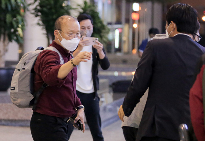 Vietnam vigila estado de salud del entrenador sudcoreano de su equipo nacional de fútbol ảnh 1