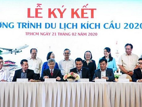 Empresas turísticas en Ciudad Ho Chi Minh ofrecen descuentos de hasta 50 por ciento ảnh 1 Empresas turísticas en Ciudad Ho Chi Minh ofrecen descuentos de hasta 50 por ciento ảnh 1