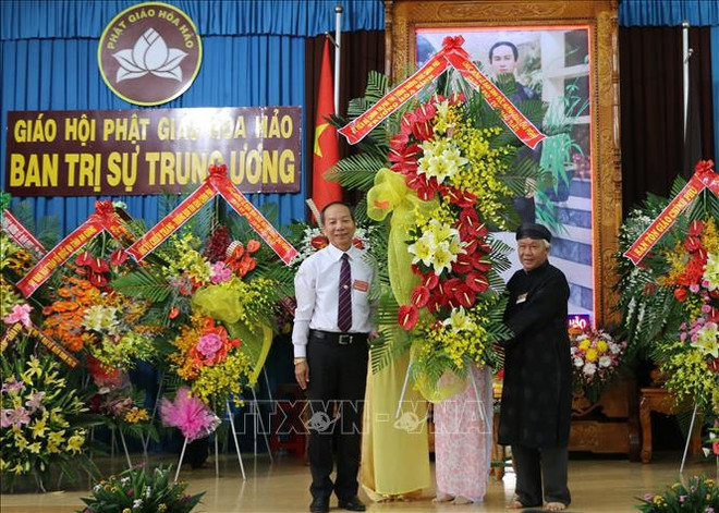 Conmemoran en Vietnam aniversario de secta budista Hoa Hao ảnh 1 Conmemoran en Vietnam aniversario de secta budista Hoa Hao ảnh 1