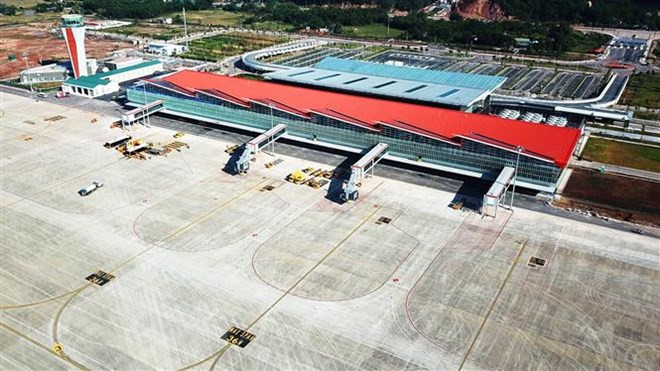 Vietnam Airlines inaugura ruta directa Ciudad Ho Chi Minh – Quang Ninh ảnh 1 Vietnam Airlines inaugura ruta directa Ciudad Ho Chi Minh – Quang Ninh ảnh 1