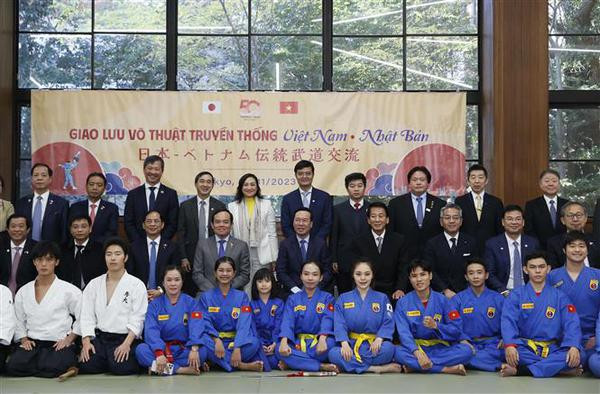 Presidente vietnamita continúa actividades en Japón ảnh 2 Presidente vietnamita continúa actividades en Japón ảnh 2