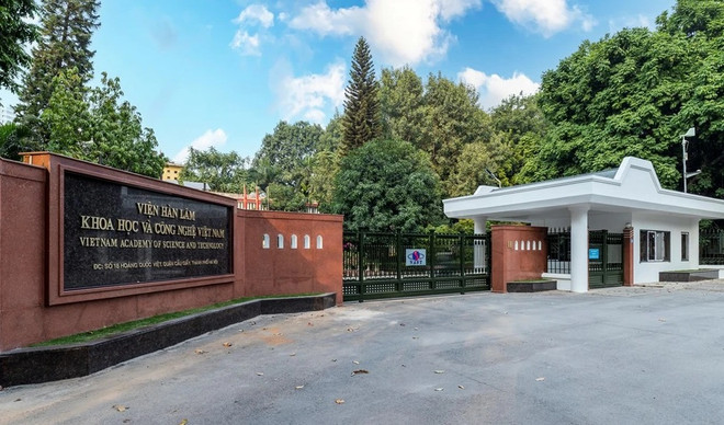 Centros de investigación científica de Vietnam y Francia celebran 40 años de cooperación ảnh 1