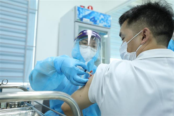 Vietnam por garantizar cobertura de vacunación antiCOVID-19 a todos pobladores ảnh 1 Vietnam por garantizar cobertura de vacunación antiCOVID-19 a todos pobladores ảnh 1