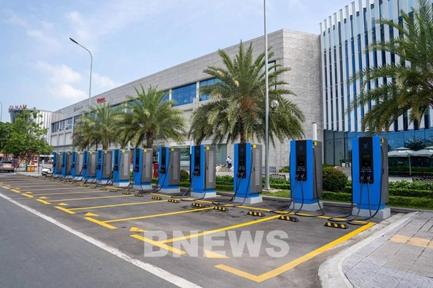 VinFast presenta empresa global de desarrollo de estaciones de carga para vehículos eléctricos ảnh 1 VinFast presenta empresa global de desarrollo de estaciones de carga para vehículos eléctricos ảnh 1