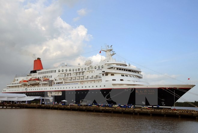 Barco juvenil Sudeste Asiático-Japón visita Ciudad Ho Chi Minh ảnh 1