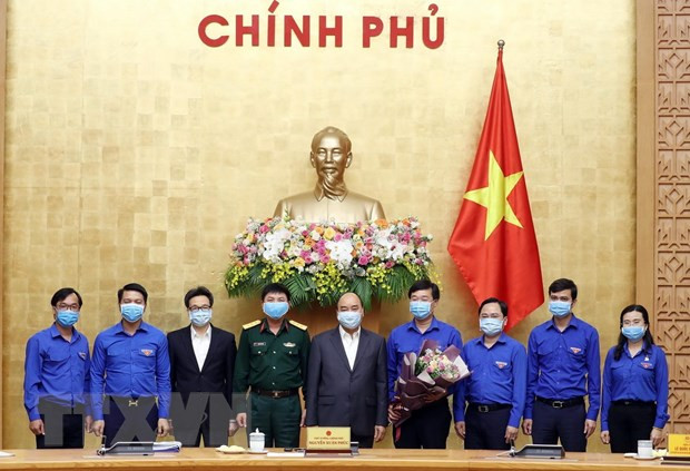 Premier de Vietnam llama a movilizar incorporación juvenil en combate contra COVID-19 ảnh 1 Premier de Vietnam llama a movilizar incorporación juvenil en combate contra COVID-19 ảnh 1