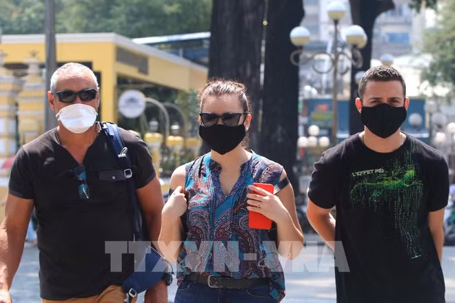 Exigen garantizar seguridad a turistas ante evolución de COVID-19 en Vietnam ảnh 1