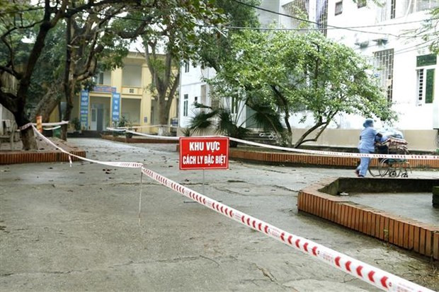 Casi 45 mil personas realizan la cuarentena en Vietnam ảnh 1