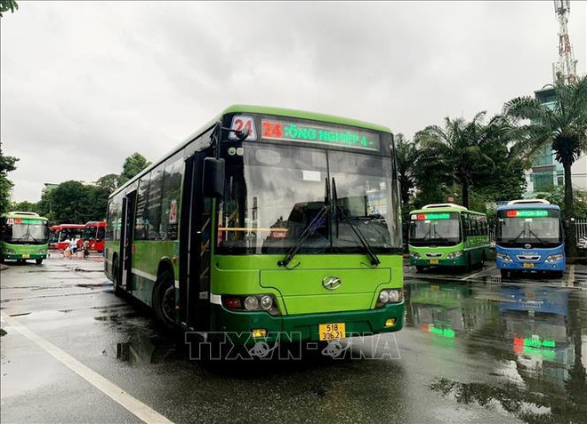 Entran en servicio en Ciudad Ho Chi Minh nuevos autobuses a partir del 1 de abril ảnh 1 Entran en servicio en Ciudad Ho Chi Minh nuevos autobuses a partir del 1 de abril ảnh 1