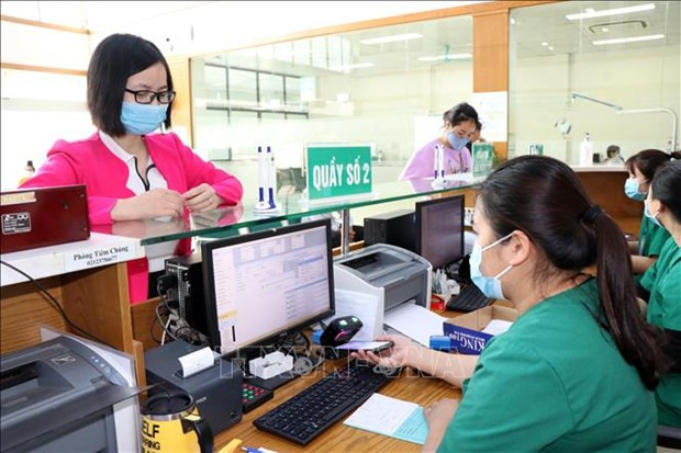 Casi 17,4 millones de vietnamitas participan en seguro social en primer trimestre ảnh 1