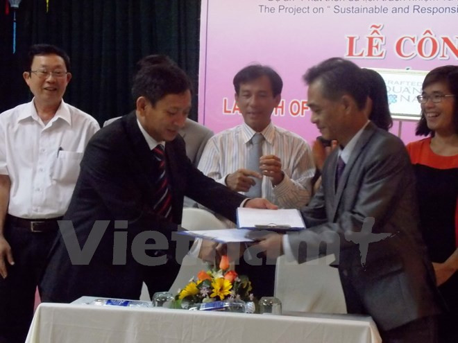 Lanza Quang Nam cuño auténtico para productos artesanales ảnh 1