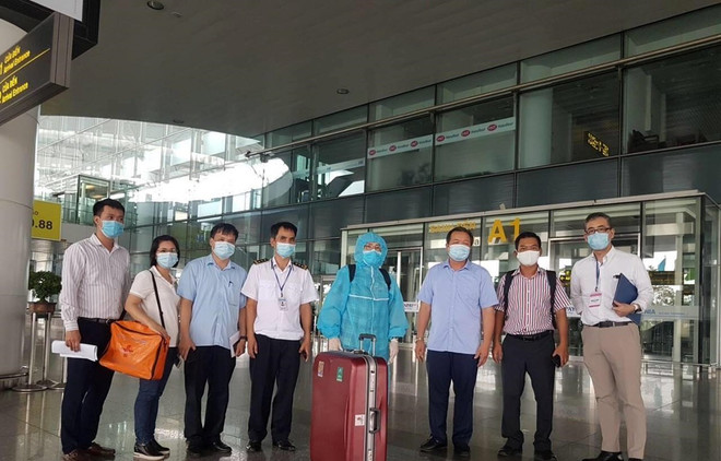 Exhortan a realizar medidas estrictas de cuarentena para expertos extranjeros que entren a Vietnam ảnh 1 Exhortan a realizar medidas estrictas de cuarentena para expertos extranjeros que entren a Vietnam ảnh 1
